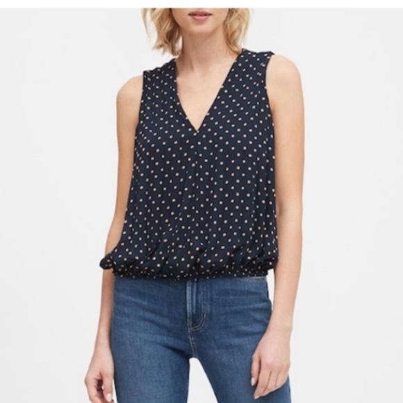 Banana Republic Petite Pleated Top - Picture 5 of 7